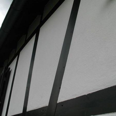 Nahaufnahme von Gebäude mit Wärmedämmung